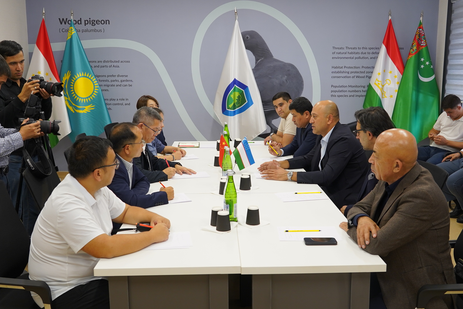 Green University Hosts Delegation Led by Professor Fadong Li from the Chinese Academy…