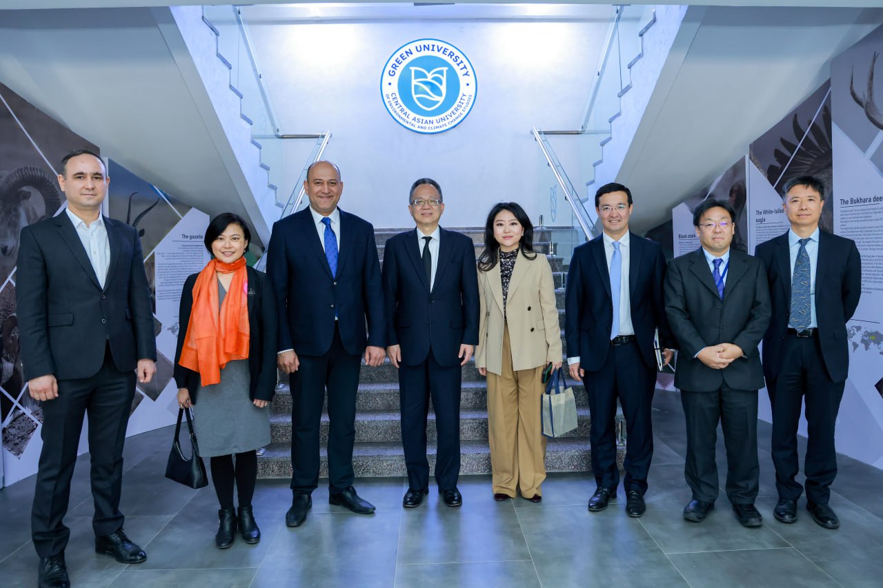 ADB Delegation Visits Green University
